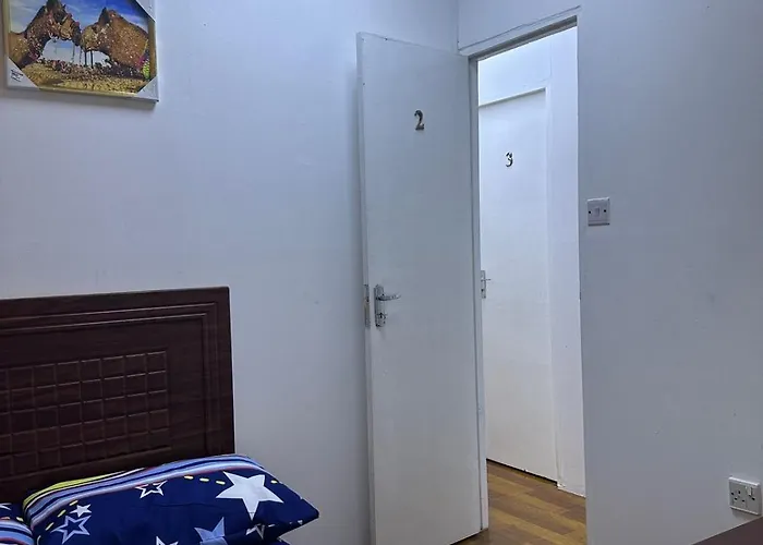 Deluxe Loft Rooms Near Burjuman Metro Station , Bur Dubai